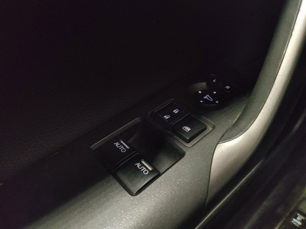 Used 2017 Honda Accord EX-L image 26