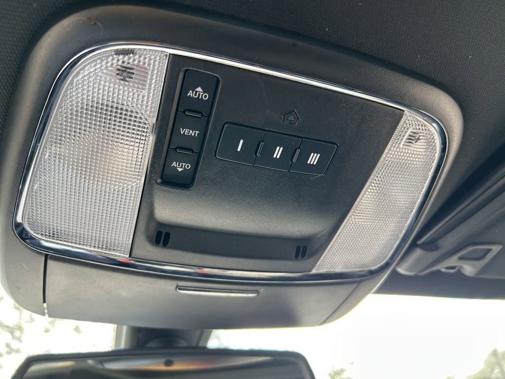 Used 2022 Dodge Charger GT image 39