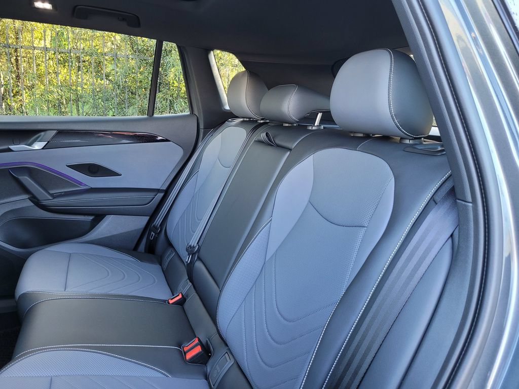 New 2026 Volkswagen Tiguan SE R-Line AWD/4WD image 13