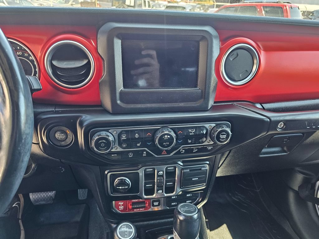 Used 2020 Jeep Wrangler Unlimited Rubicon w/ Steel Bumper Group AWD/4WD image 25
