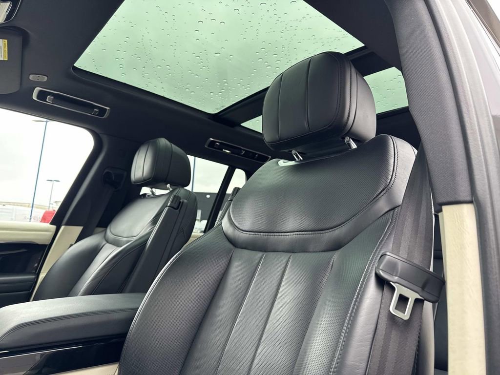 Certified 2023 Land Rover Range Rover SE image 20
