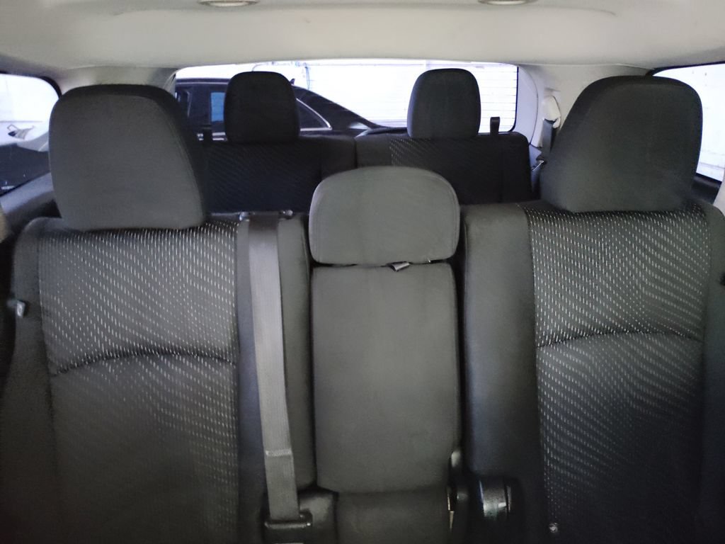 Used 2018 Dodge Journey SXT w/ Connectivity Group FWD image 16