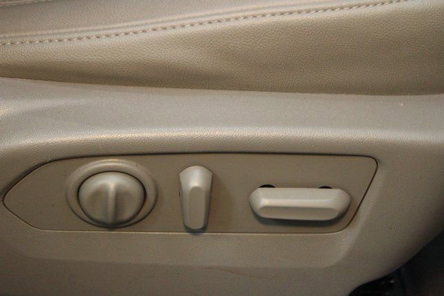 Used 2020 GMC Sierra 1500 SLT image 9