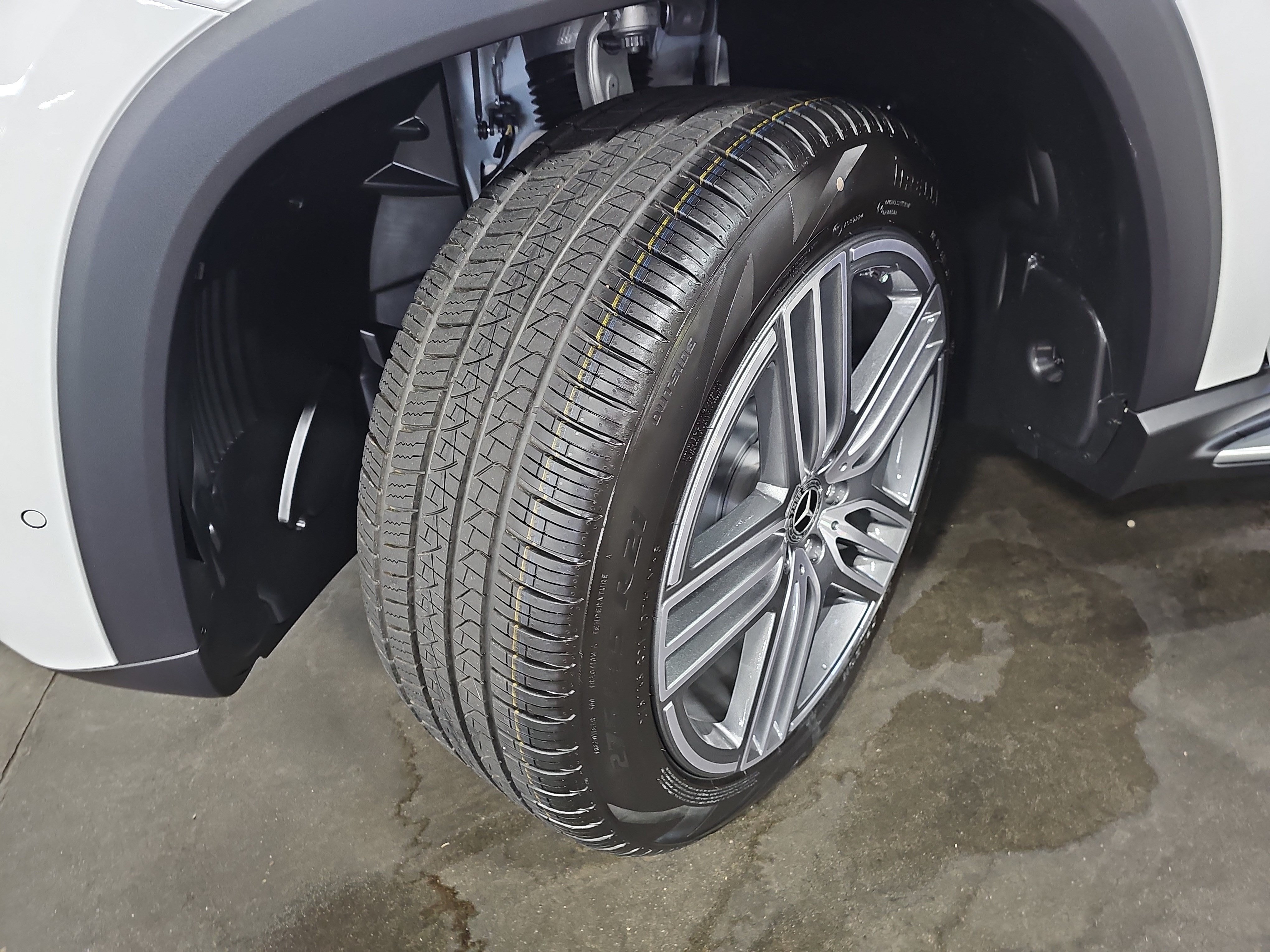 New 2026 Mercedes-Benz GLS 450 4MATIC image 35