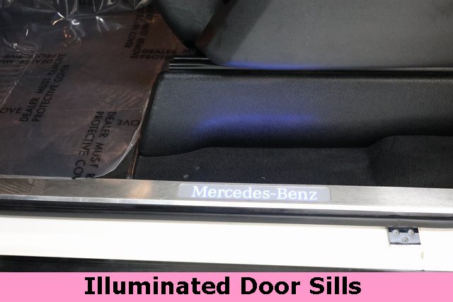 Used 2018 Mercedes-Benz G 550 Squared image 27