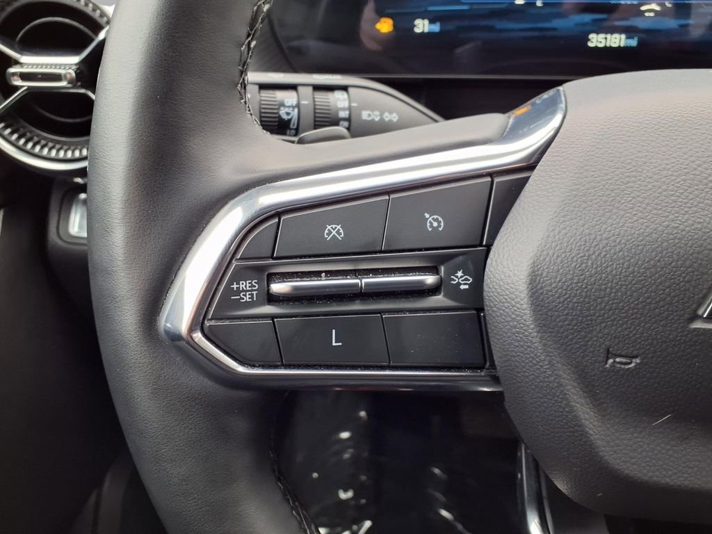 Used 2025 Chevrolet Equinox LT image 14