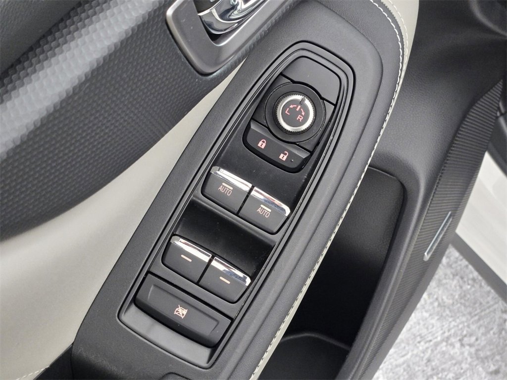 Certified 2023 Subaru Forester Limited image 24