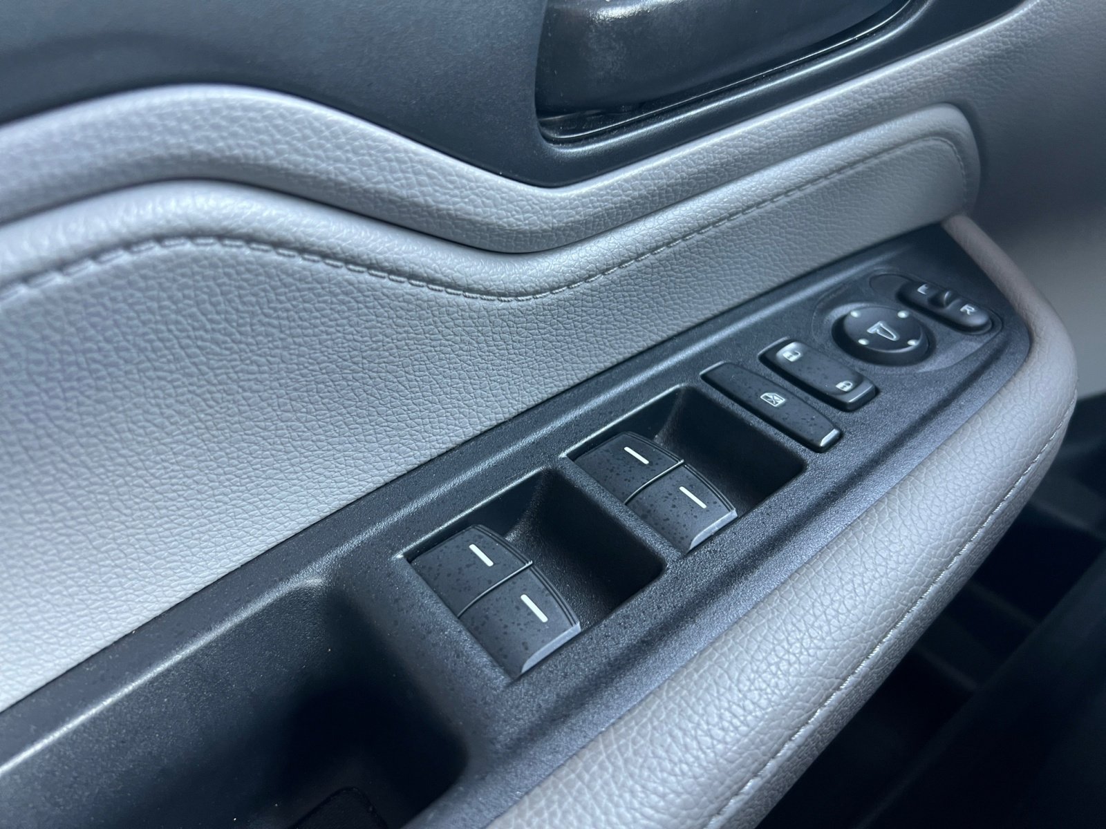 Used 2022 Honda Odyssey EX-L image 24