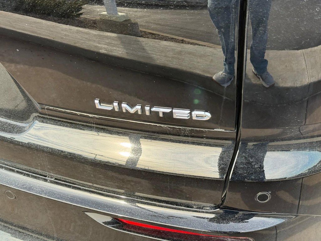 Certified 2025 Toyota Crown Signia w/ Advanced Technology Package image 7