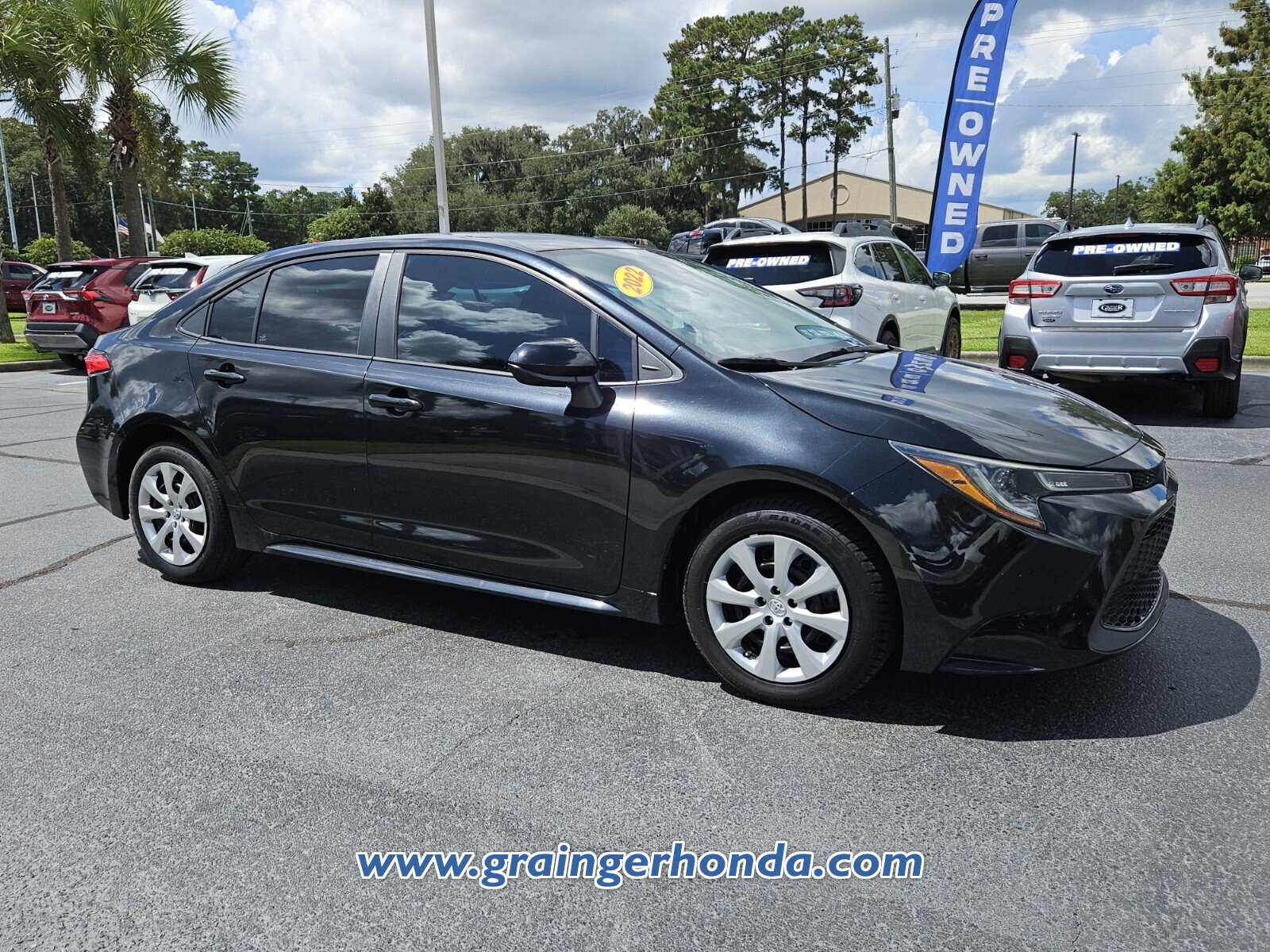 Used 2022 Toyota Corolla LE FWD image 7
