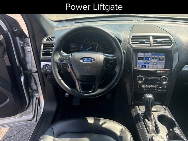 Used 2019 Ford Explorer XLT w/ Equipment Group 202A AWD/4WD image 16