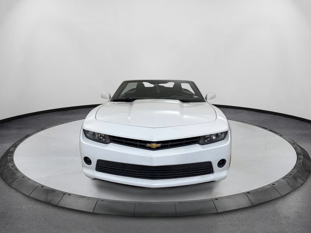 Used 2015 Chevrolet Camaro LT RWD image 2