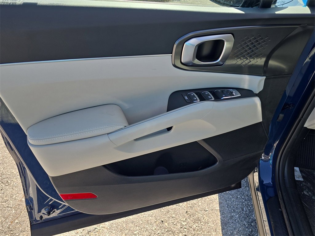 New 2026 Kia Sorento S image 17