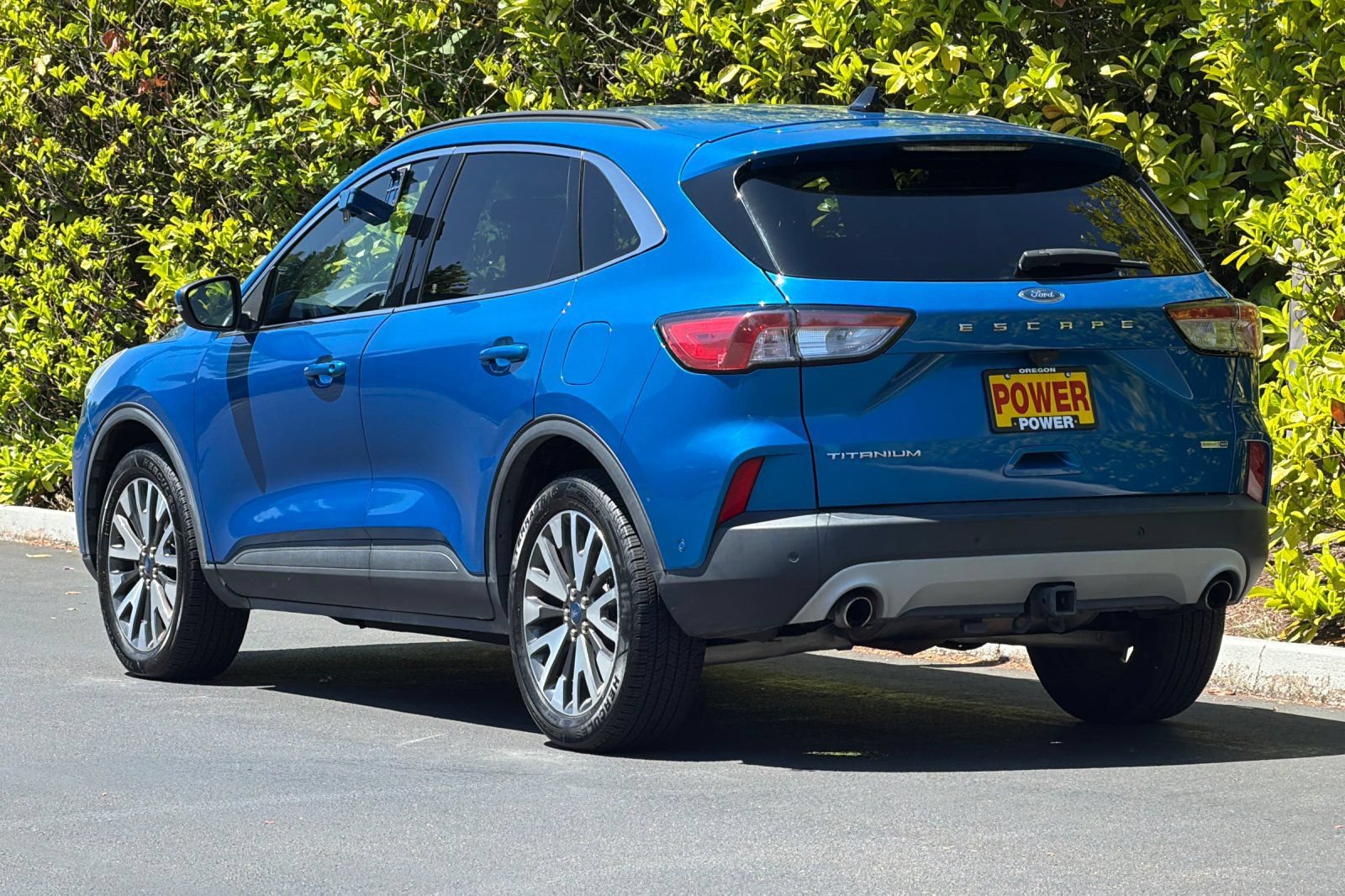 Used 2020 Ford Escape Titanium AWD/4WD image 6