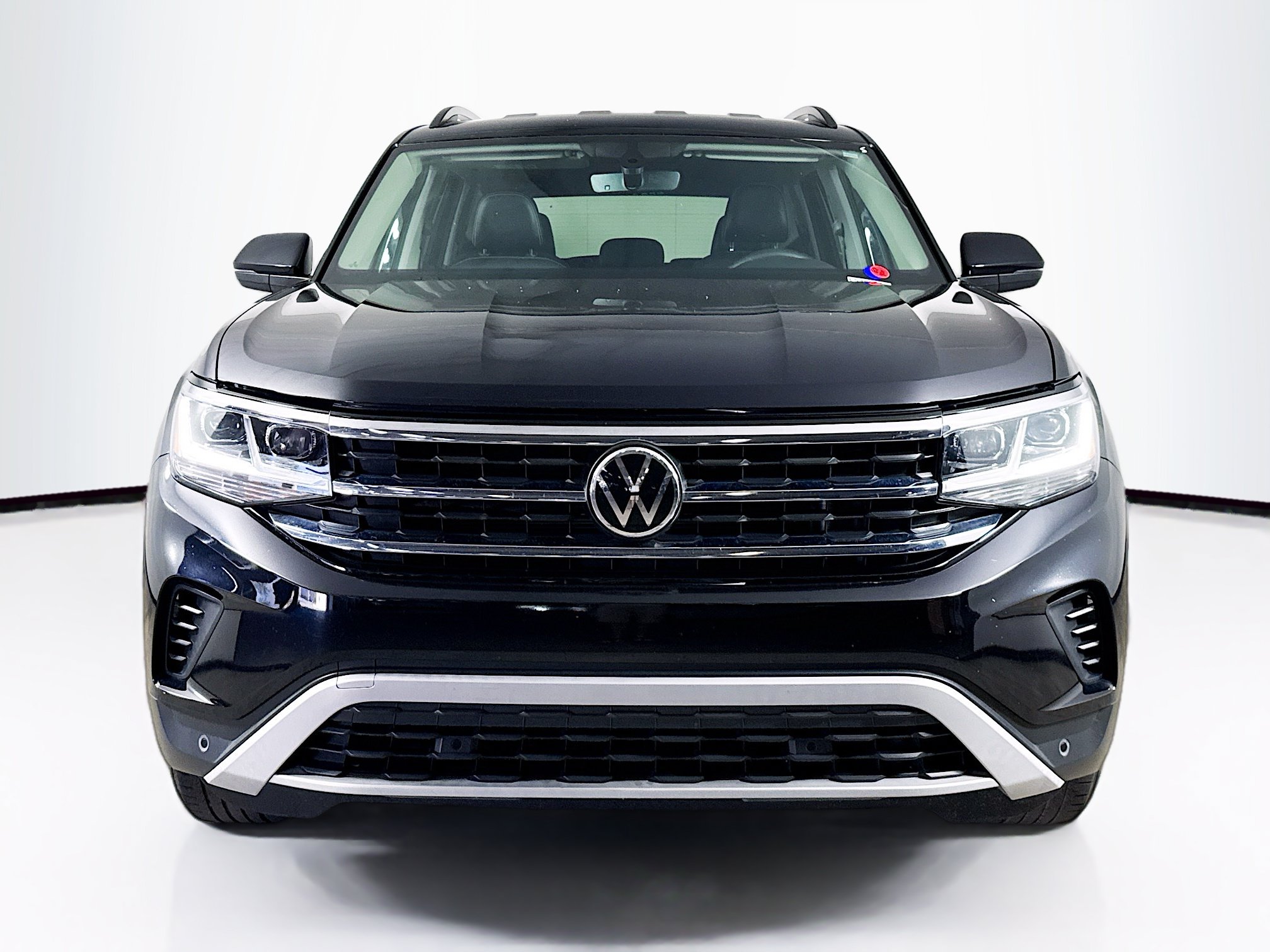 Used 2023 Volkswagen Atlas SE FWD image 3