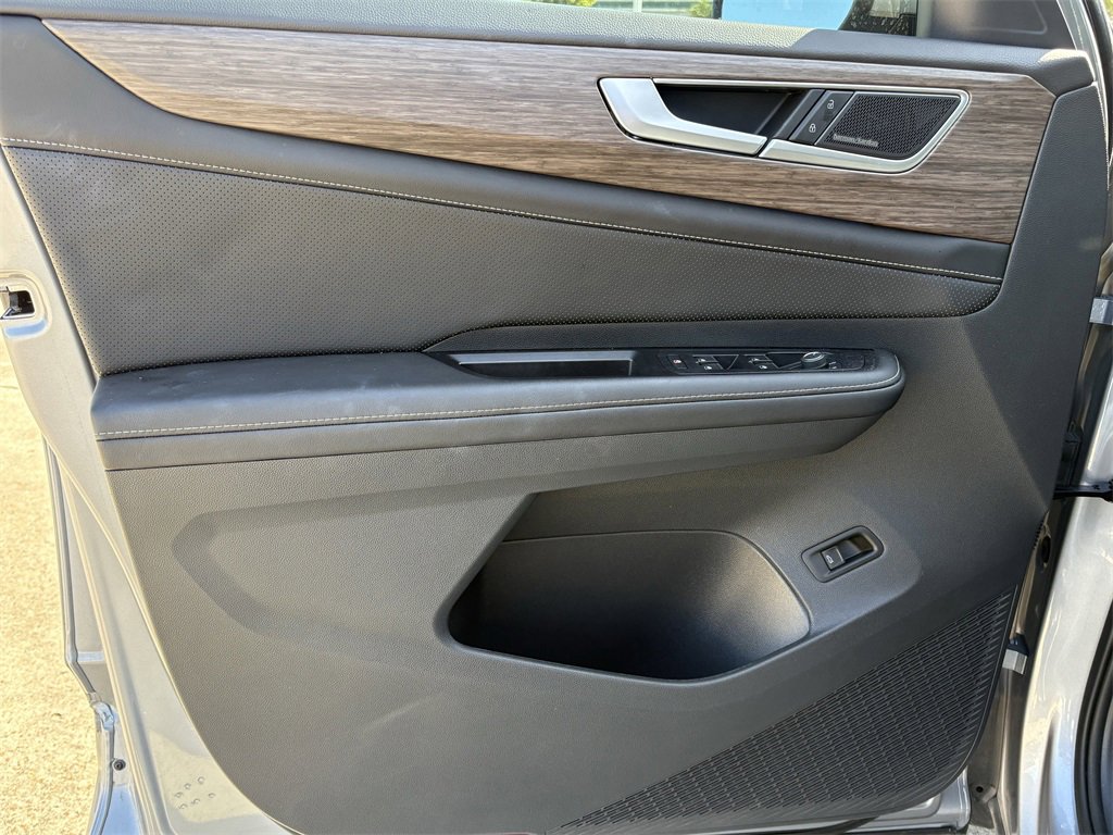 Used 2024 Volkswagen Atlas SEL Premium R-Line image 10