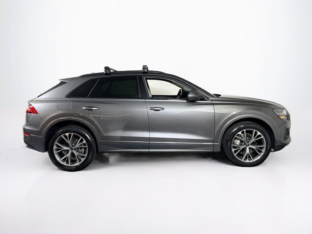 Used 2023 Audi Q8 Premium AWD/4WD image 6