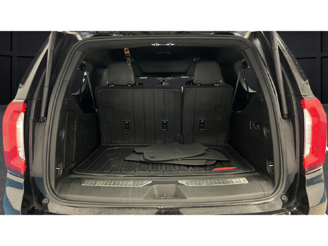 Used 2021 GMC Yukon XL Denali AWD/4WD image 26