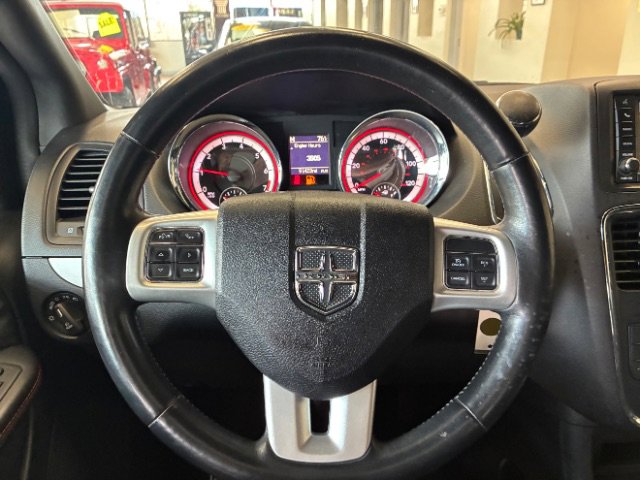 Used 2019 Dodge Grand Caravan GT image 19