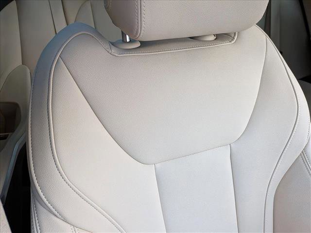 Used 2020 BMW 330i Sedan w/ Convenience Package image 18