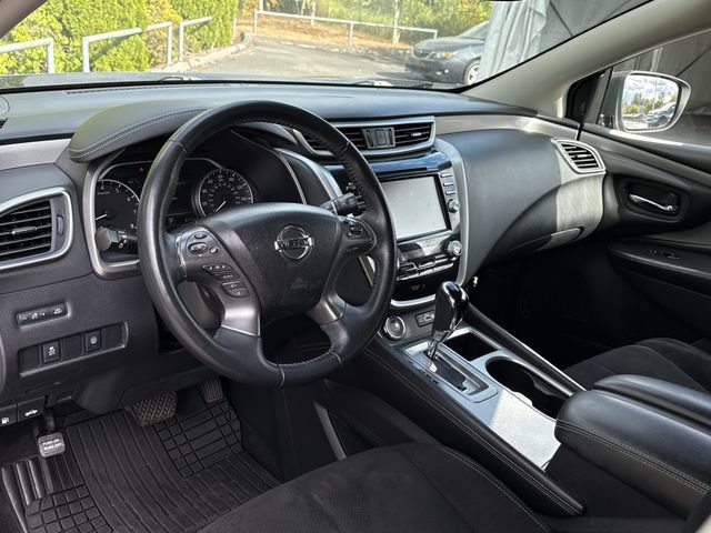 Used 2020 Nissan Murano SV AWD/4WD image 17
