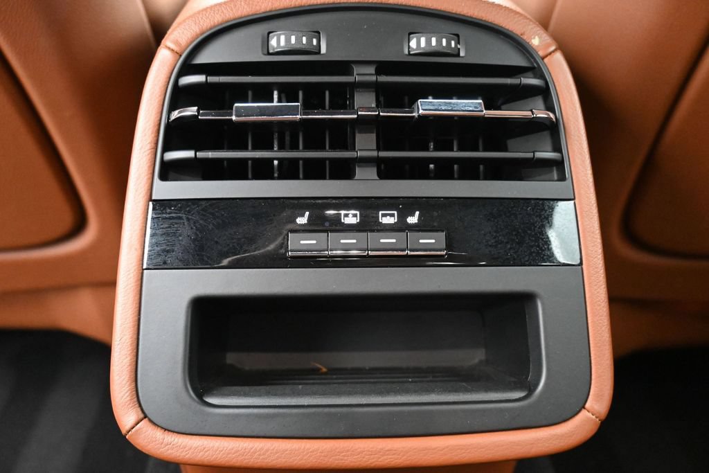 Used 2018 Maserati Quattroporte S Q4 AWD/4WD image 24