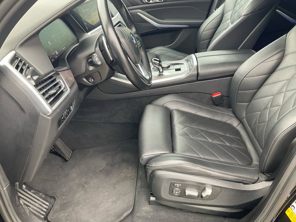 Used 2023 BMW X5 sDrive40i image 12