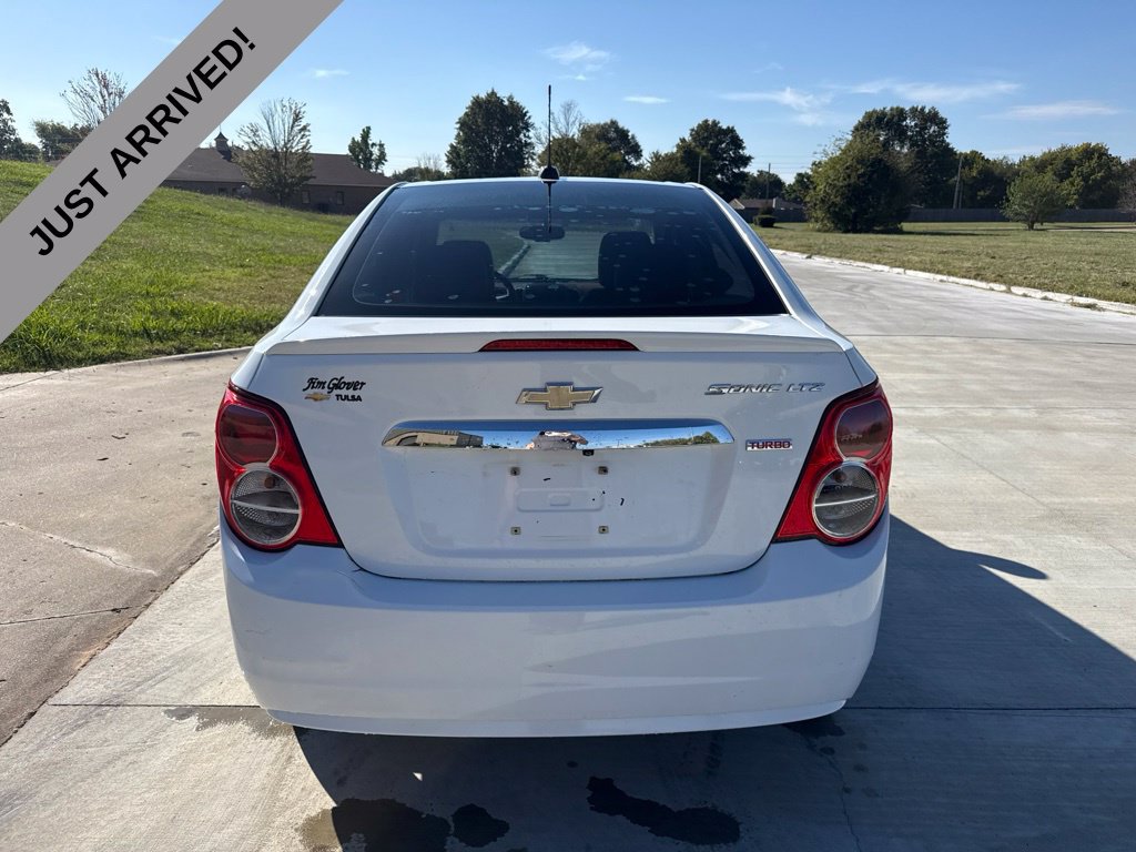 Used 2015 Chevrolet Sonic LTZ FWD image 6