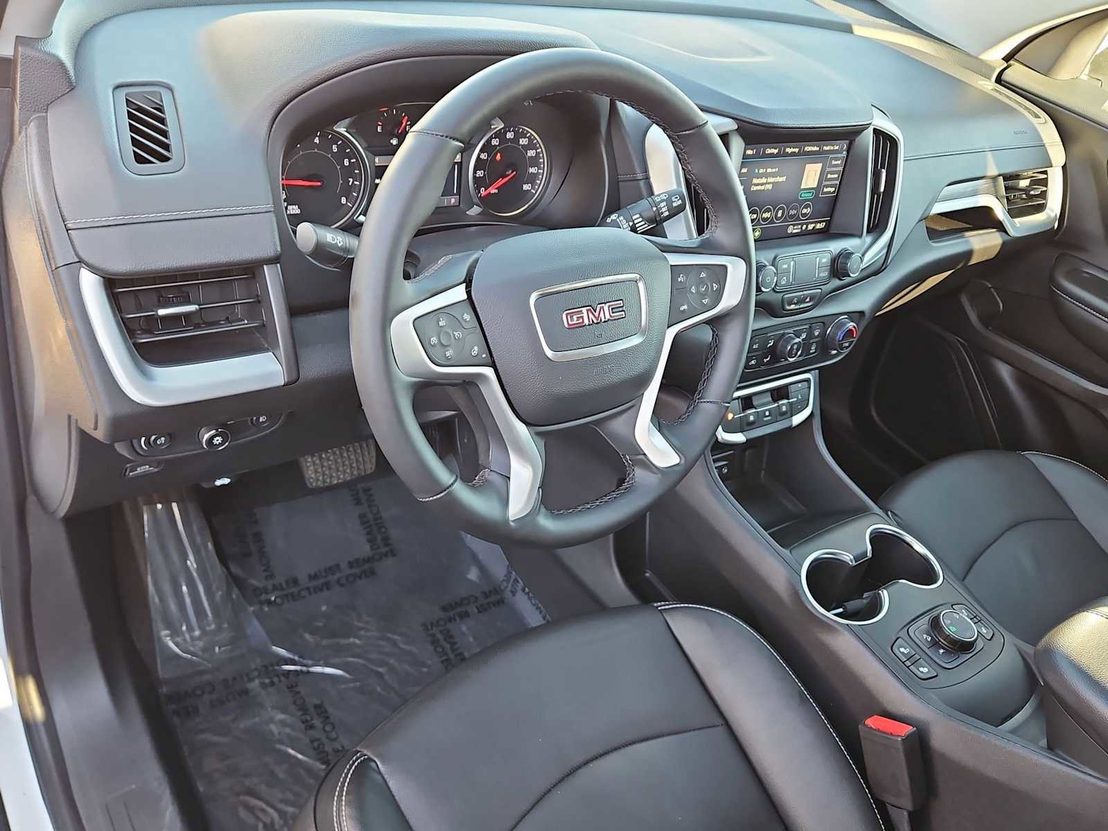 Used 2024 GMC Terrain SLT image 10