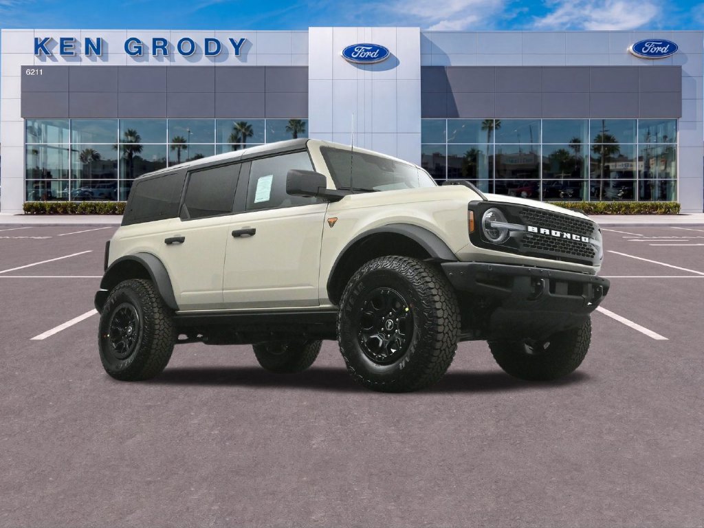 New 2026 Ford Bronco Badlands w/ Wildtrak Package AWD/4WD 360° Tour