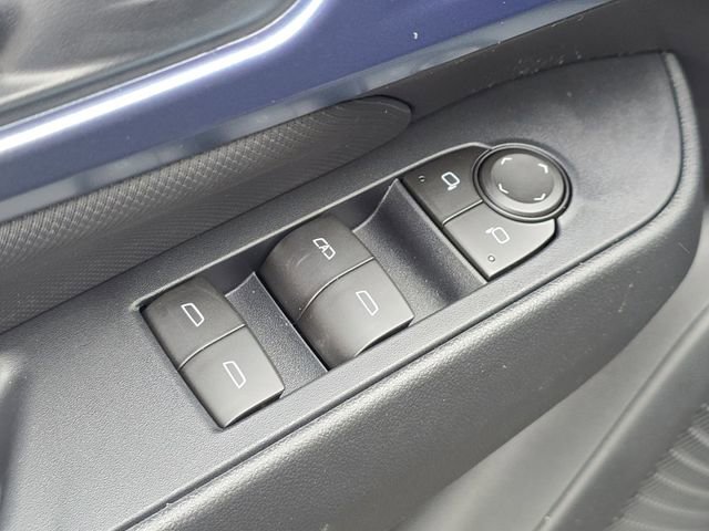 New 2026 Chevrolet Equinox EV LT image 25