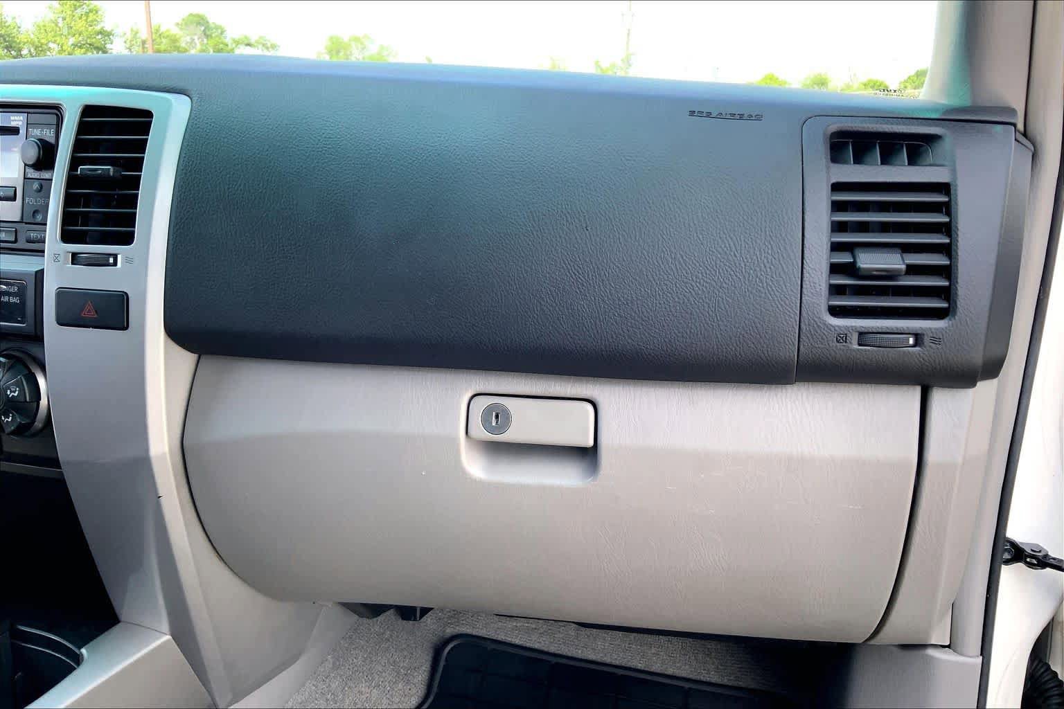 Used 2008 Toyota 4Runner SR5 image 18