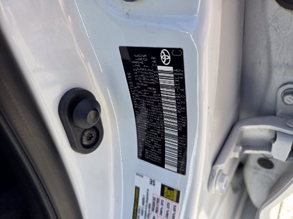 Used 2024 Toyota Corolla LE FWD image 20