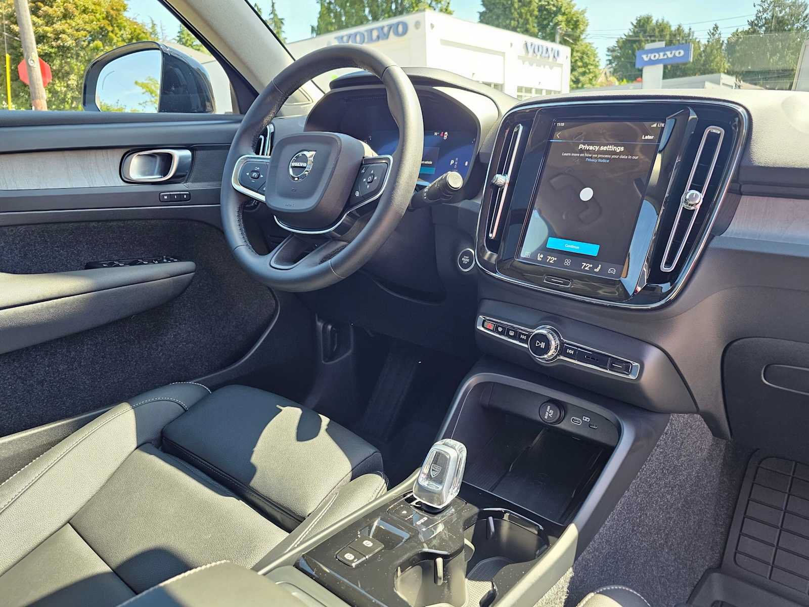 New 2026 Volvo XC40 B5 Plus w/ Protection Package Premier AWD/4WD image 12