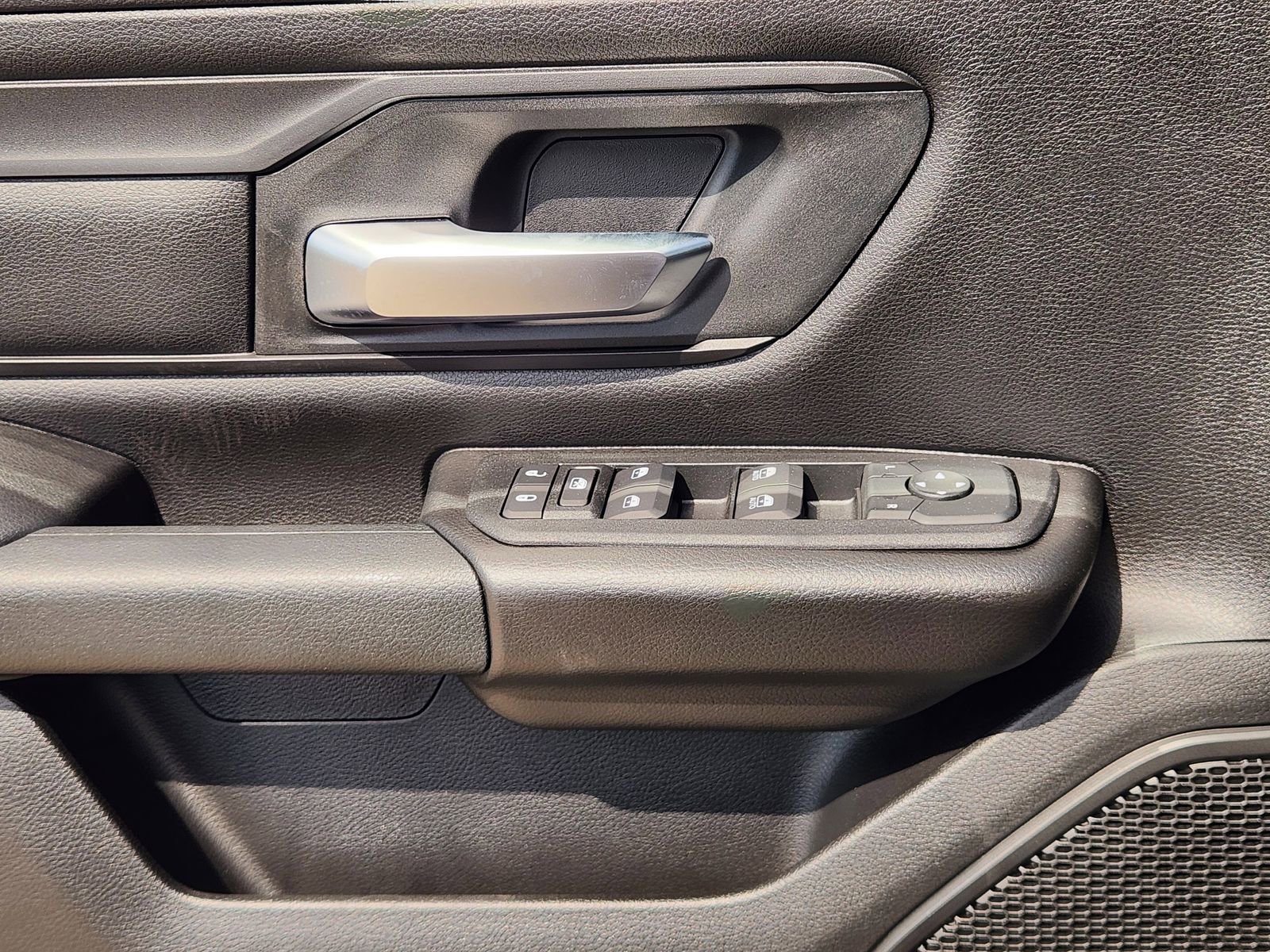 New 2026 RAM 1500 Express image 19