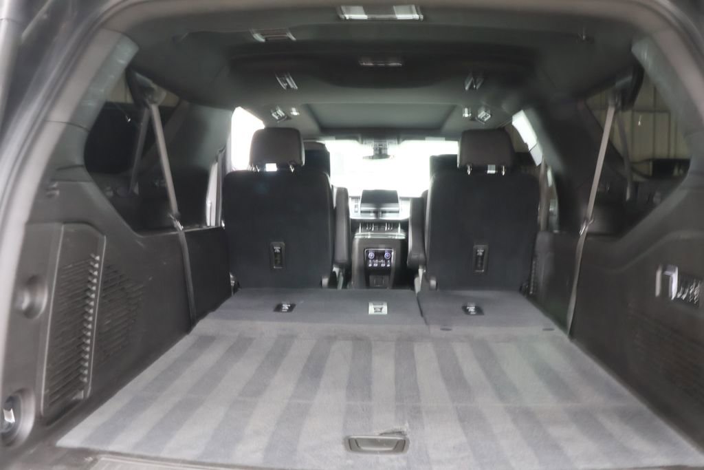 Used 2021 Chevrolet Suburban Z71 w/ Luxury Package image 25