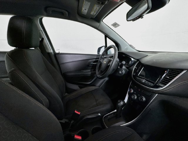Used 2019 Chevrolet Trax LS w/ LPO, Protection Package FWD image 24