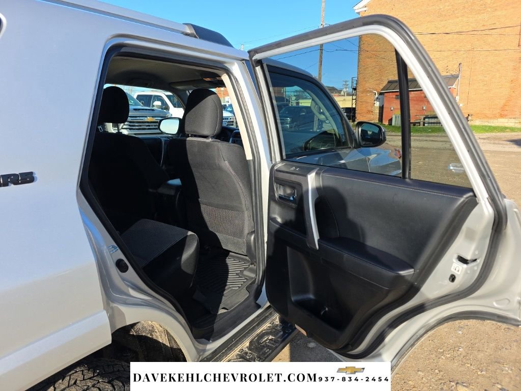 Used 2021 Toyota 4Runner SR5 image 24
