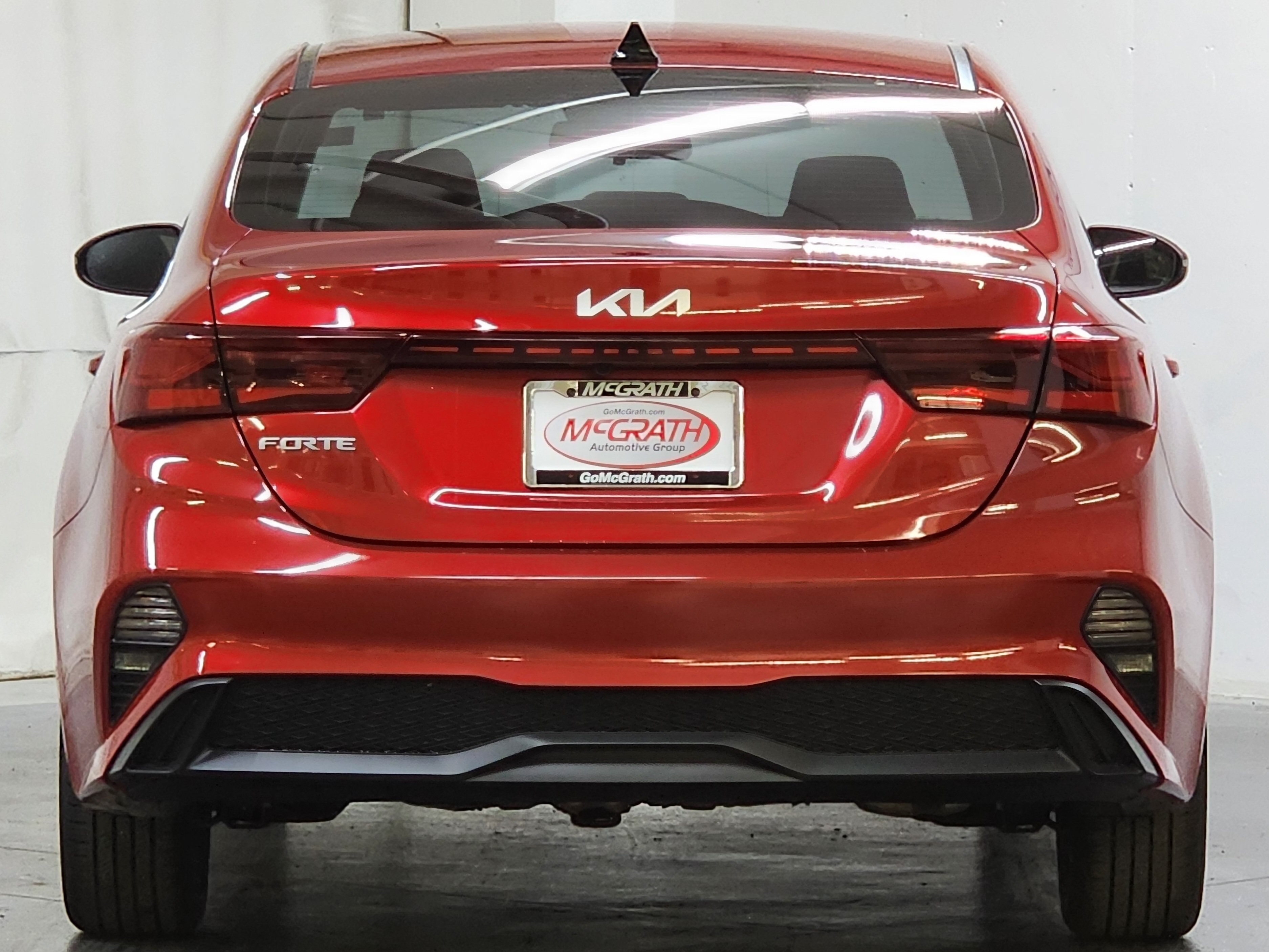 Used 2023 Kia Forte LXS w/ LXS Technology Package FWD image 8