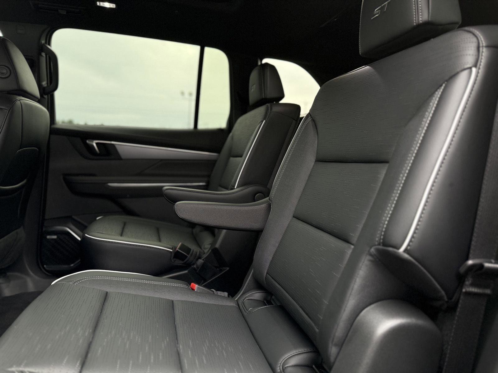 New 2026 Buick Enclave Sport Touring w/ Power Package image 13