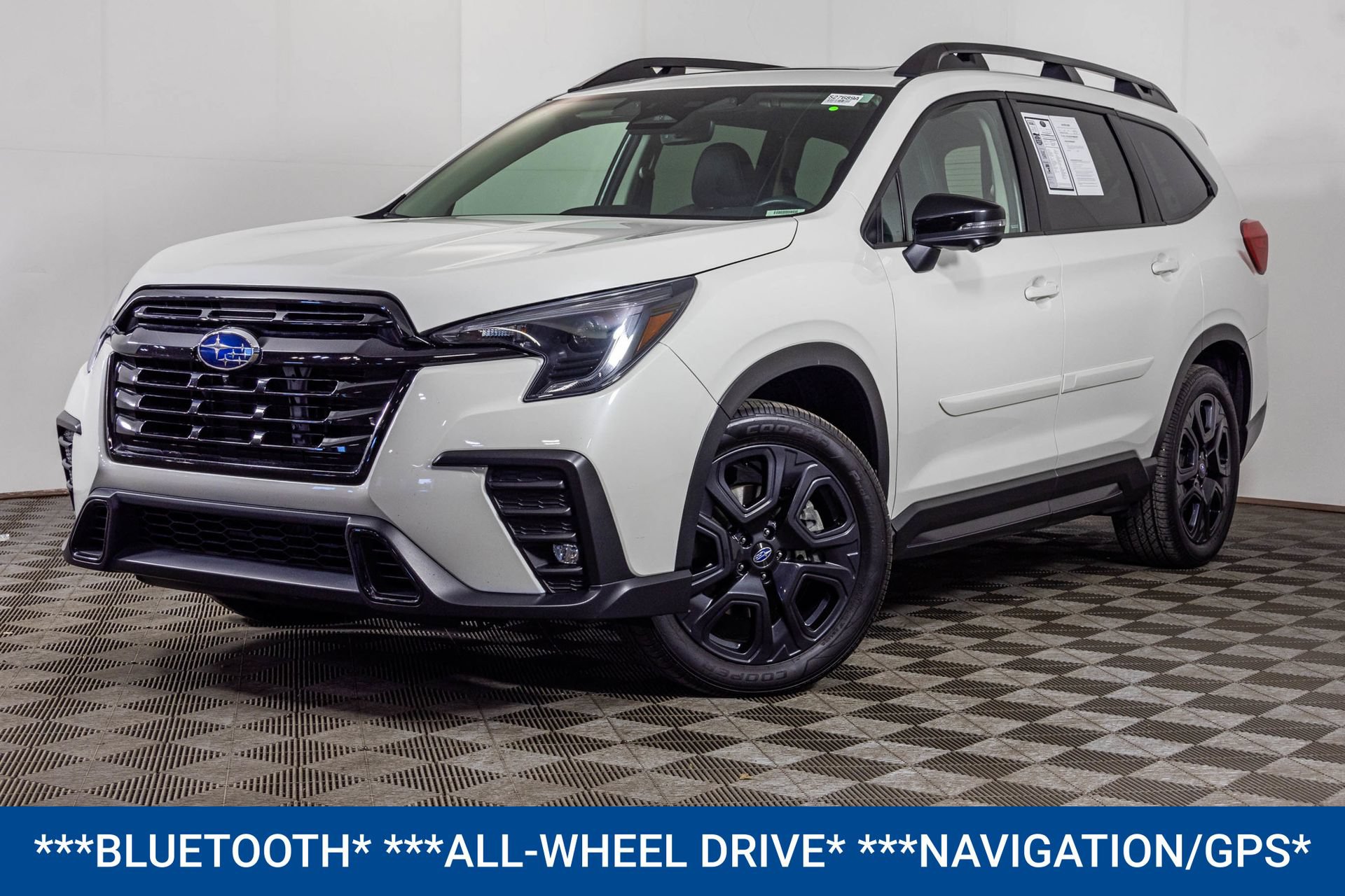 Used 2023 Subaru Ascent Onyx Edition Limited AWD/4WD image 2