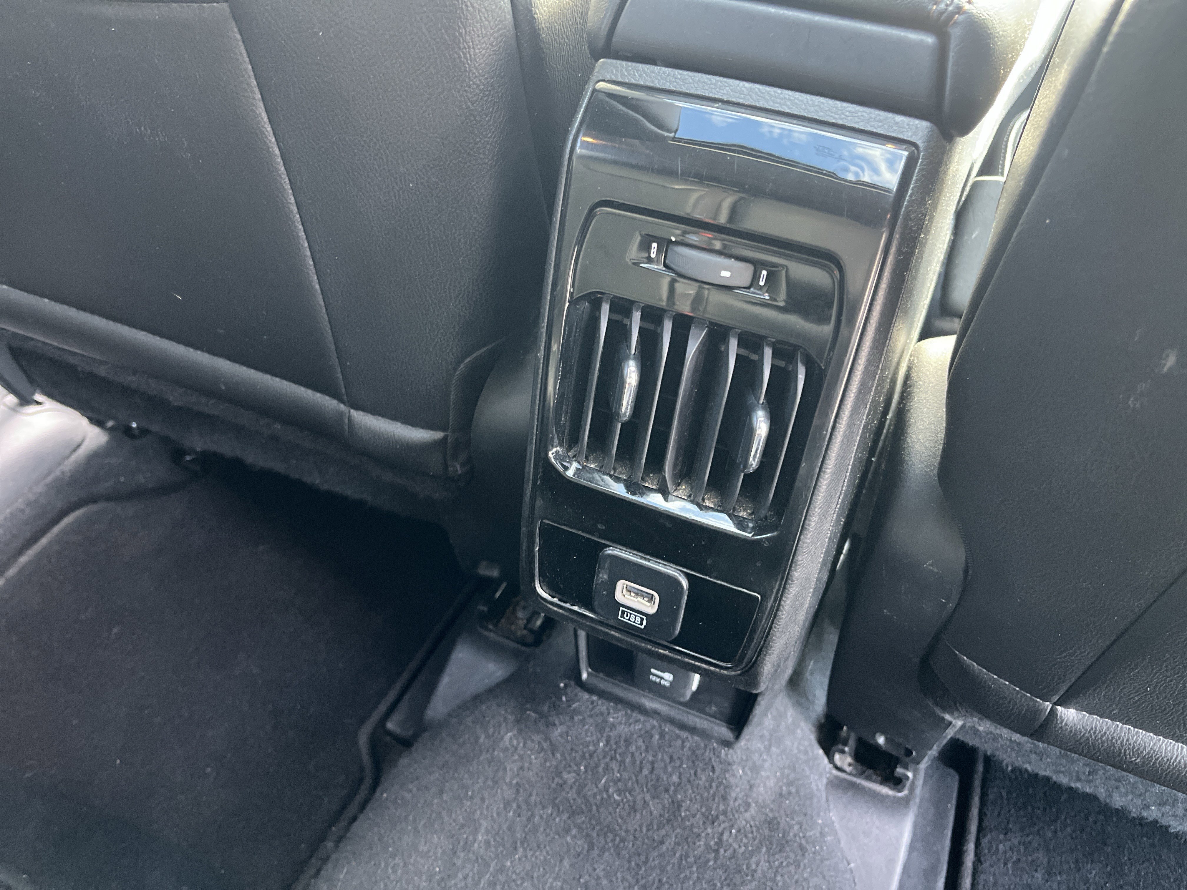 Used 2022 Jeep Compass Limited w/ Sun and Sound Group image 20