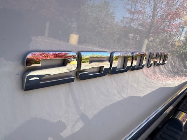 Used 2018 GMC Sierra 2500 SLT w/ Suspension Package, Off-Road image 9