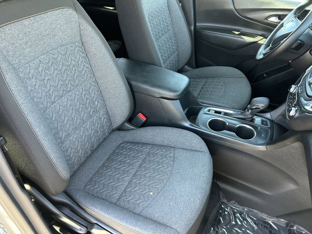 Used 2024 Chevrolet Equinox LT image 10