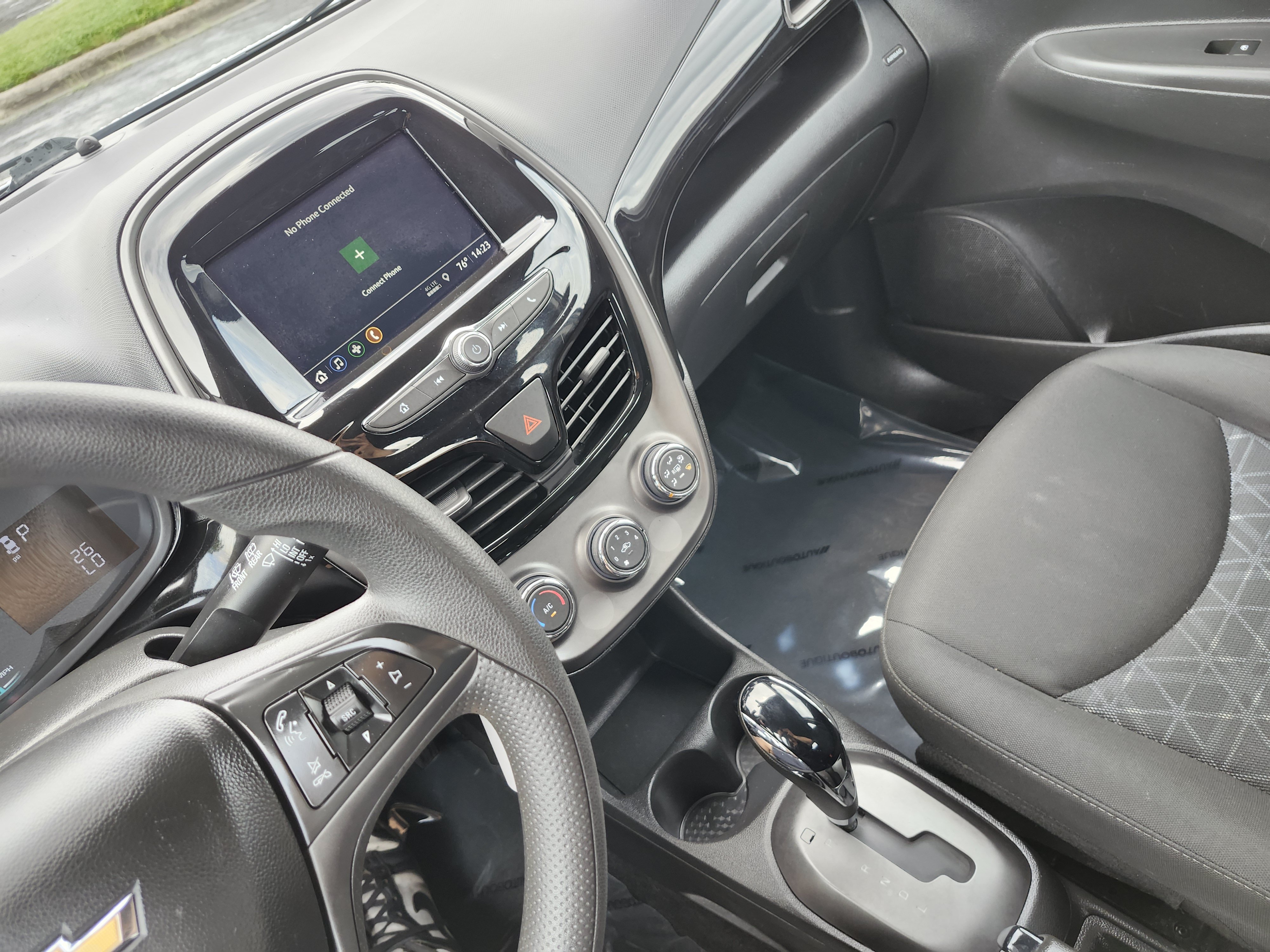 Used 2021 Chevrolet Spark LT FWD image 26