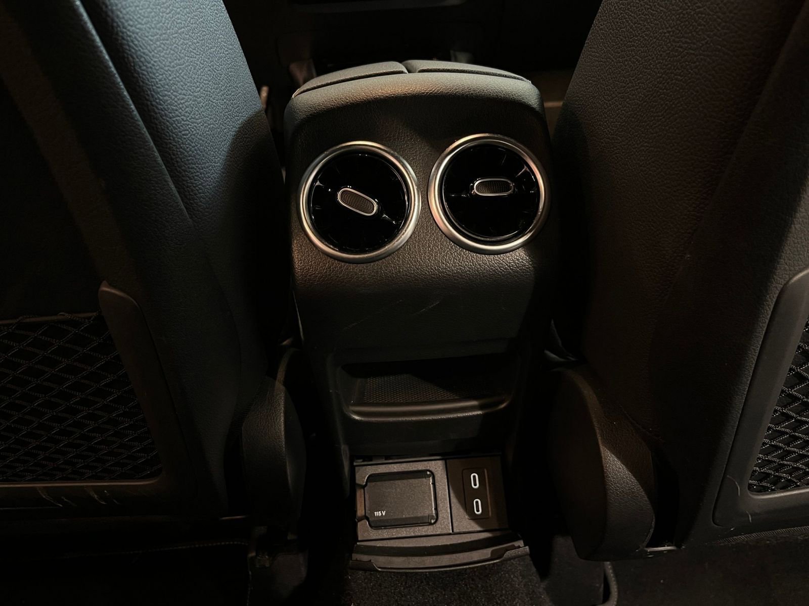 Used 2025 Mercedes-Benz GLA 250 image 24