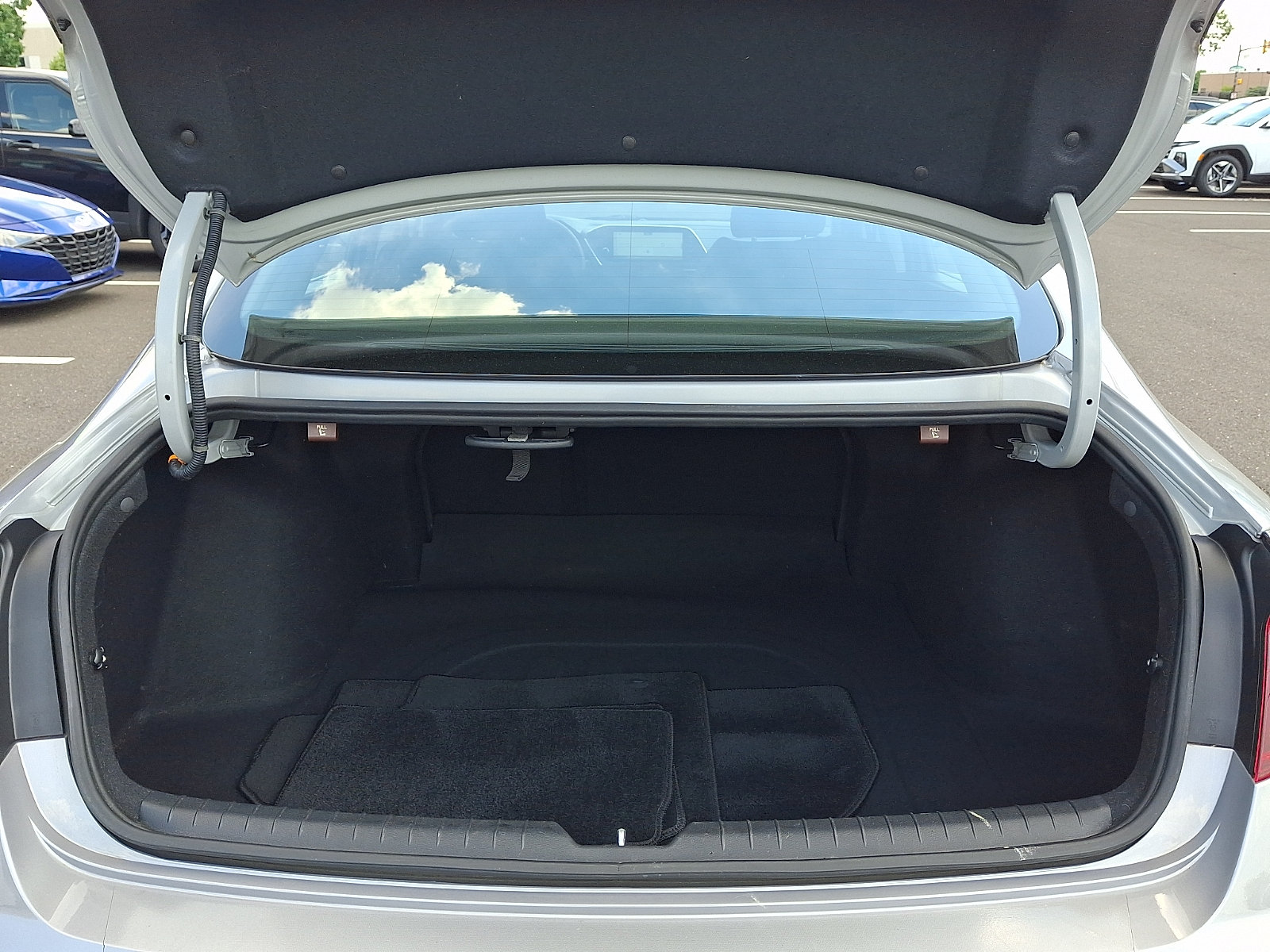 Certified 2023 Hyundai Sonata SEL w/ Cargo Package FWD image 29