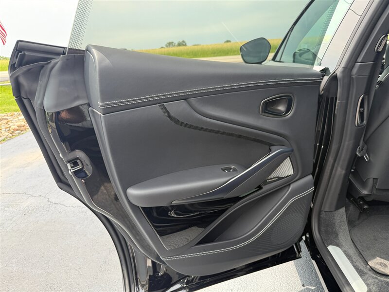 Used 2025 Aston Martin DBX 707 AWD/4WD image 35