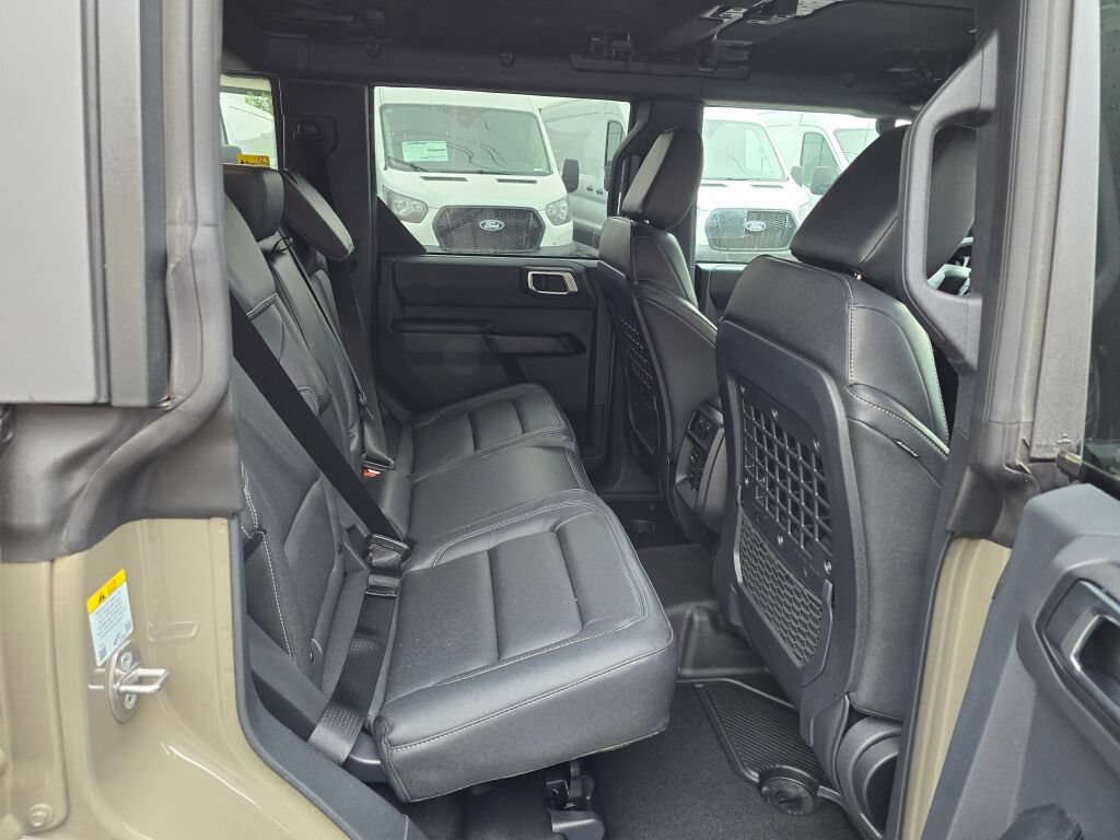 New 2026 Ford Bronco Big Bend w/ Black Diamond Package AWD/4WD image 12