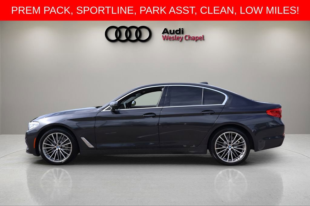 Used 2020 BMW 530i xDrive w/ Premium Package AWD/4WD image 2